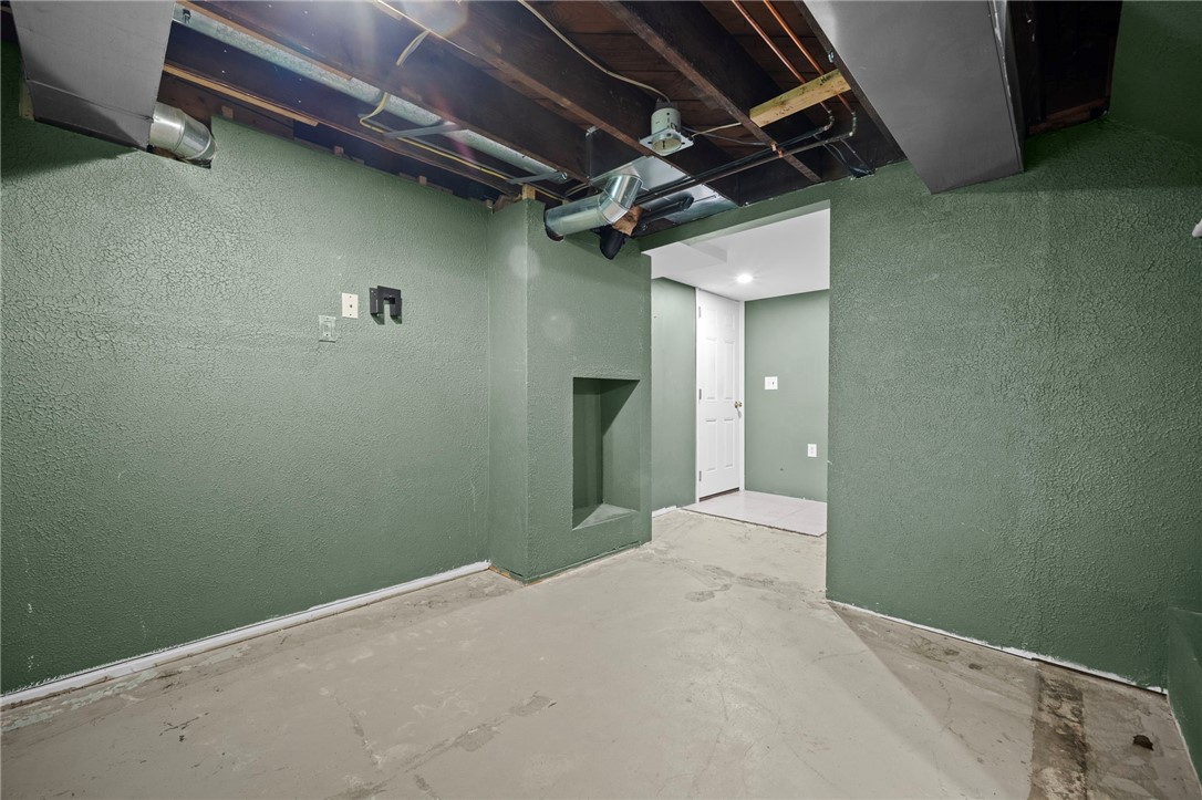 371 Highland Rd