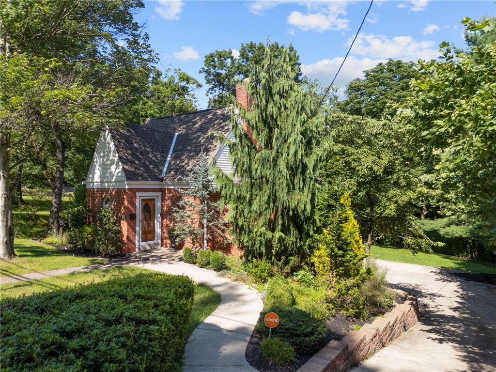 371 Highland Rd