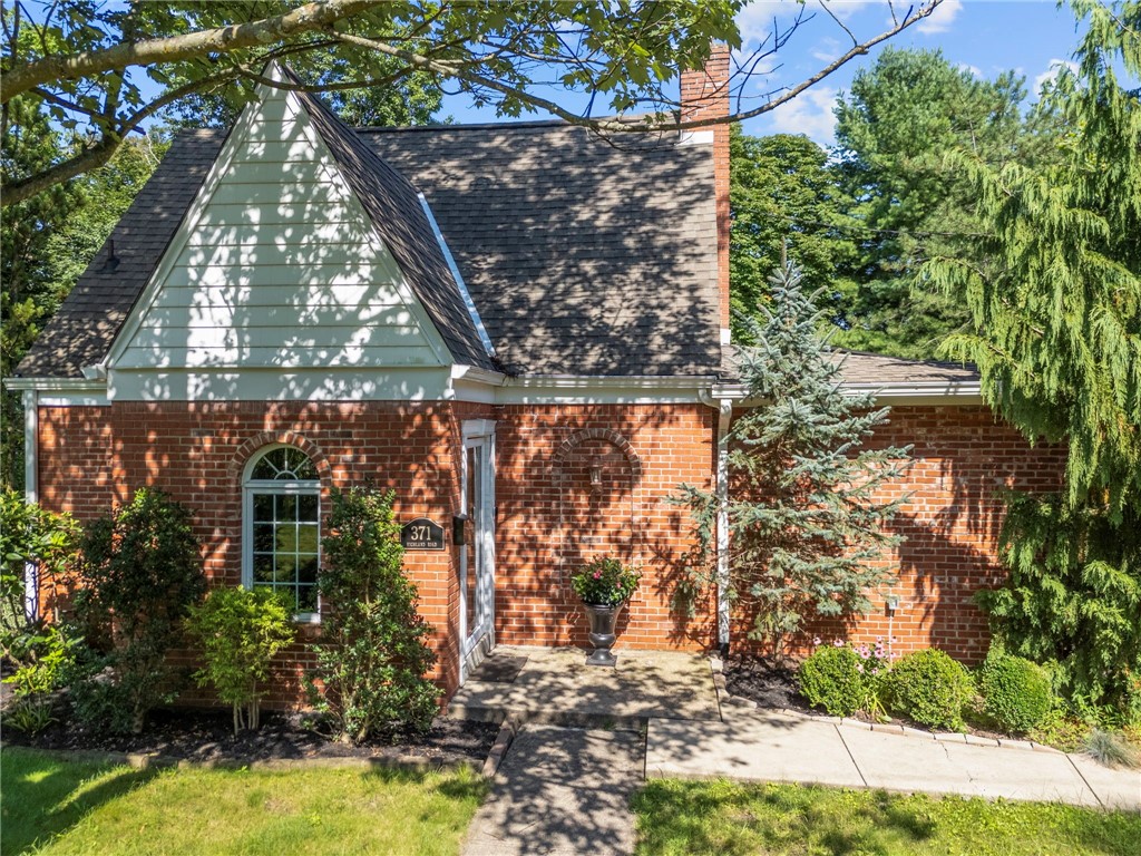 371 Highland Rd