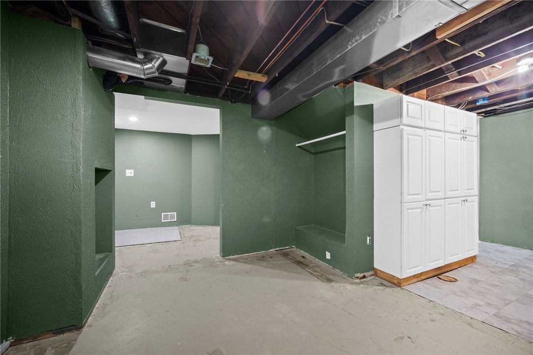 371 Highland Rd
