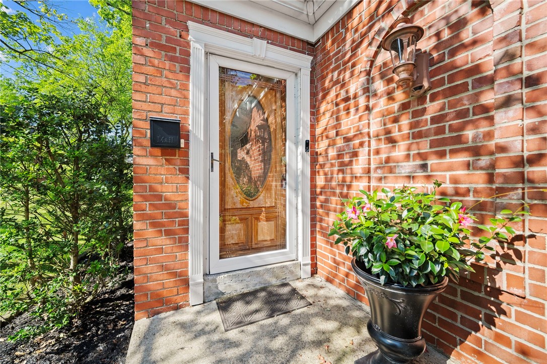 371 Highland Rd