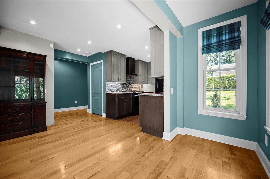 371 Highland Rd