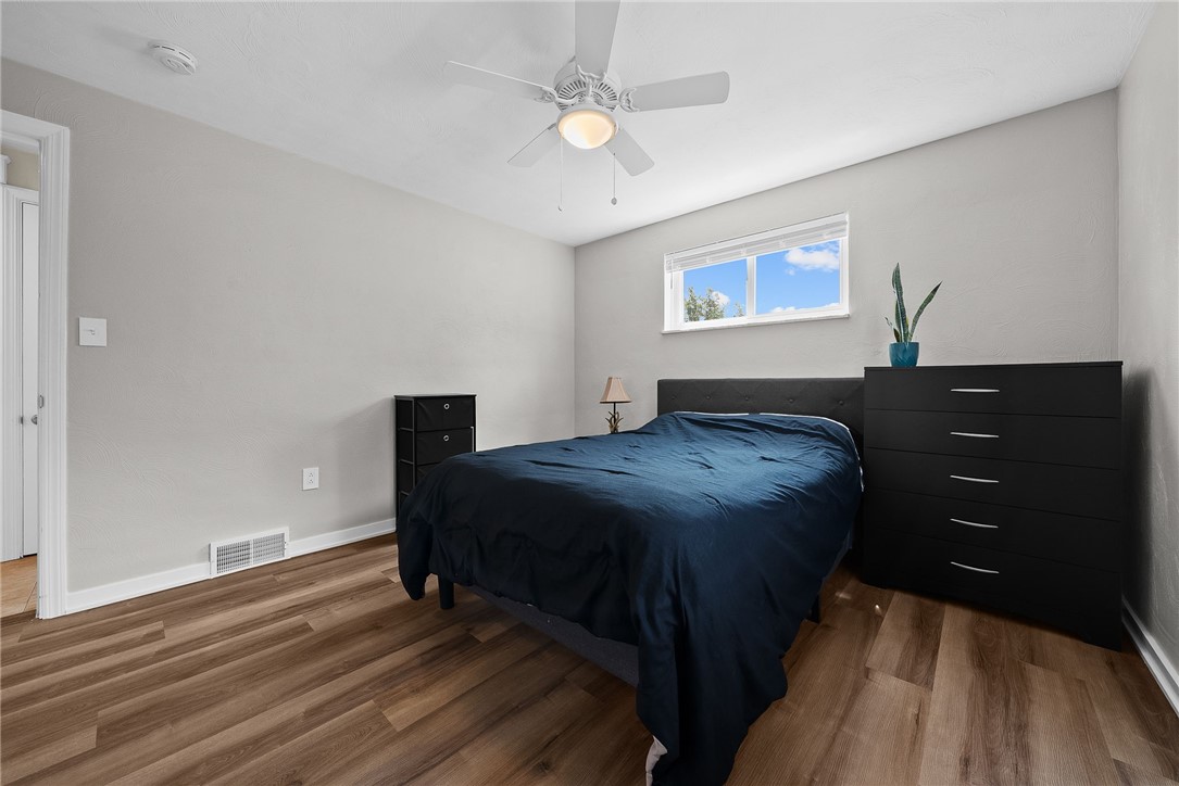 5579 Clarene Dr