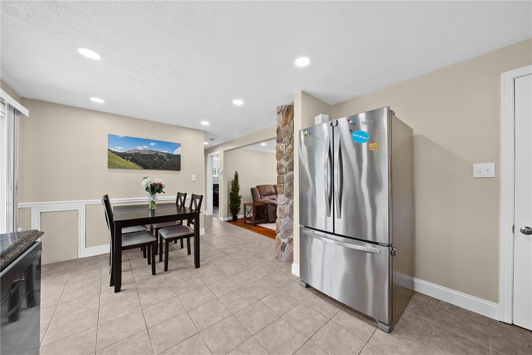 5579 Clarene Dr