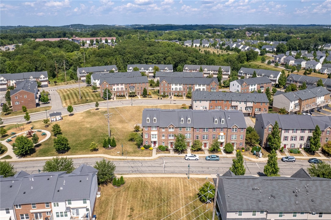 602 Fairgate Dr