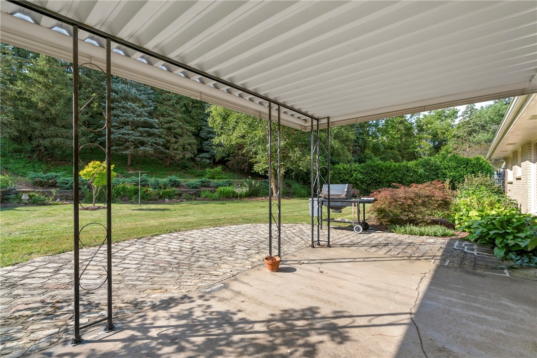 4419 Gateway Dr