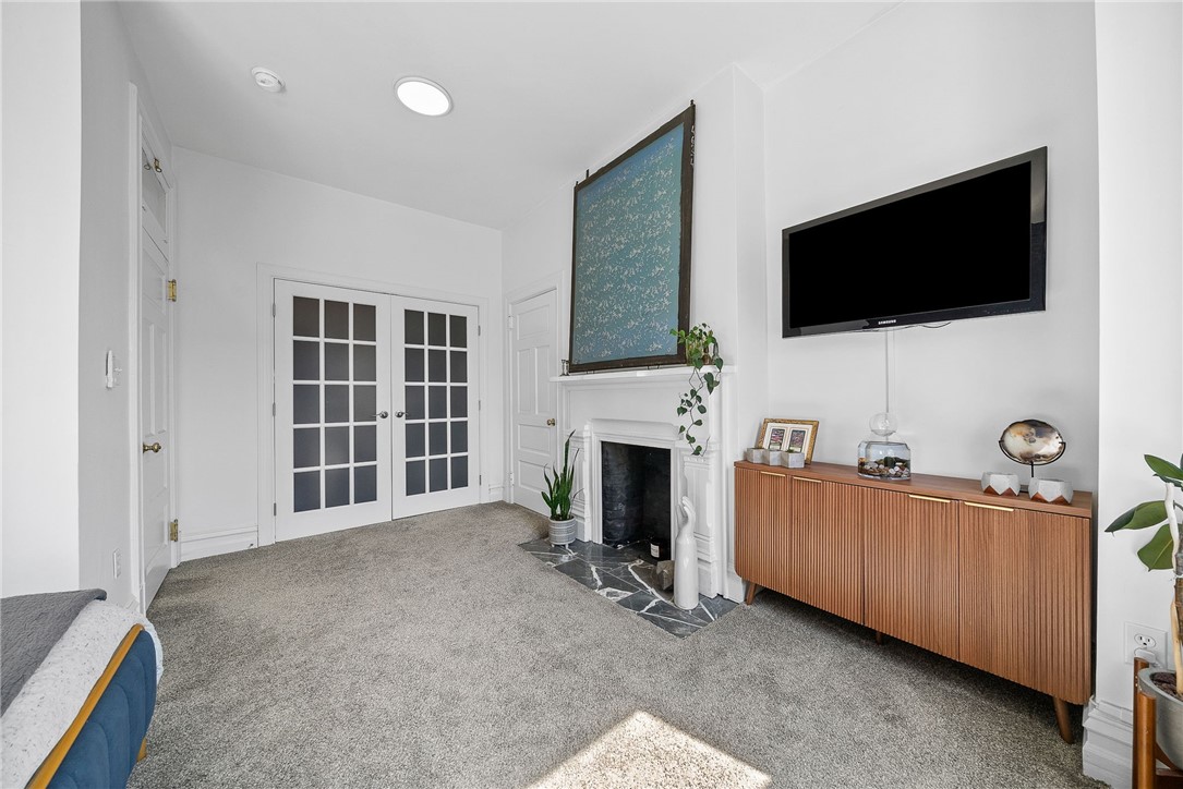 420 Tripoli St