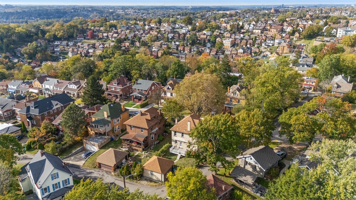 25 W Francis Ave