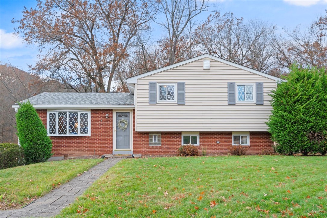 301 Amity Rd