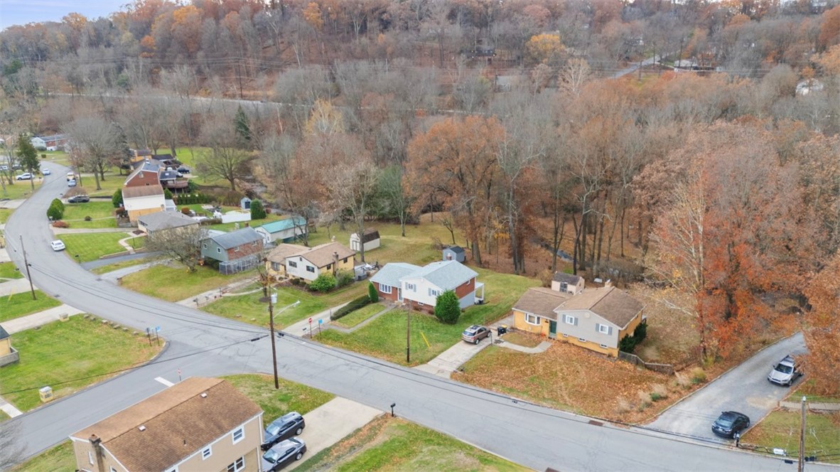301 Amity Rd