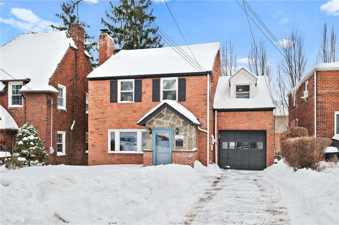2923 Fernwald Road