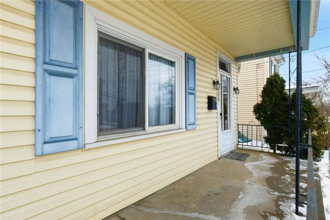 373 Copperfield Ave