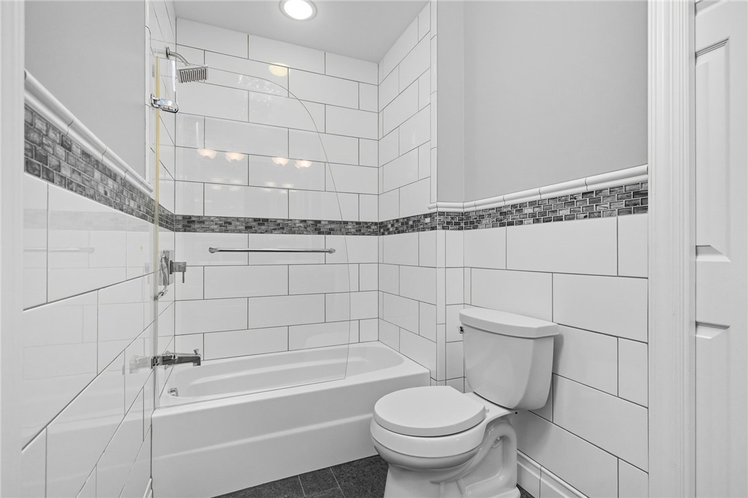 401 Acorn Ct