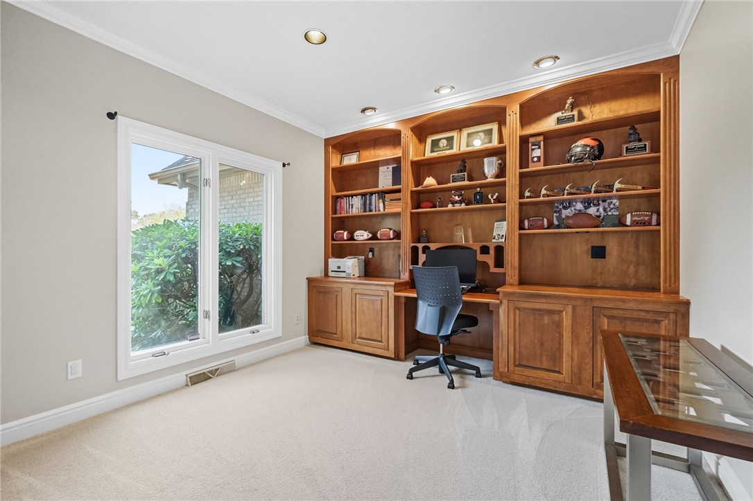 401 Acorn Ct
