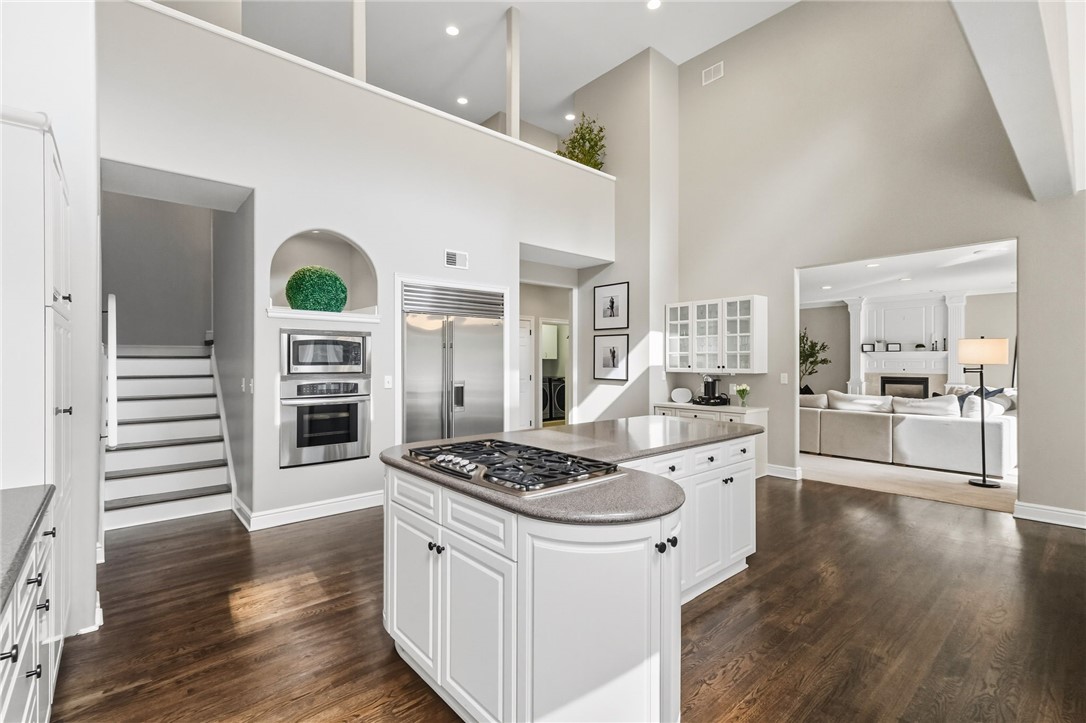 401 Acorn Ct