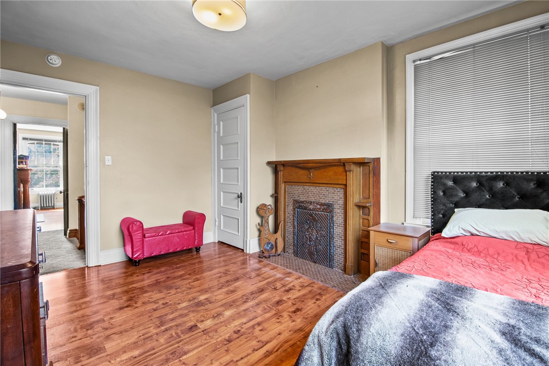 414 Whitney Ave