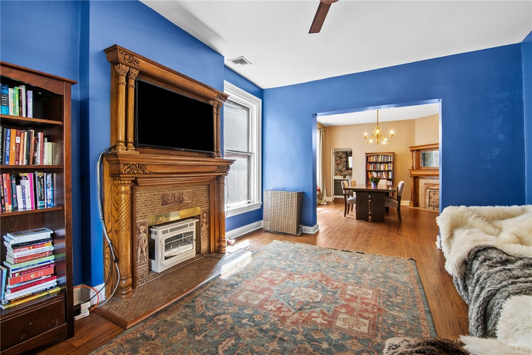 414 Whitney Ave