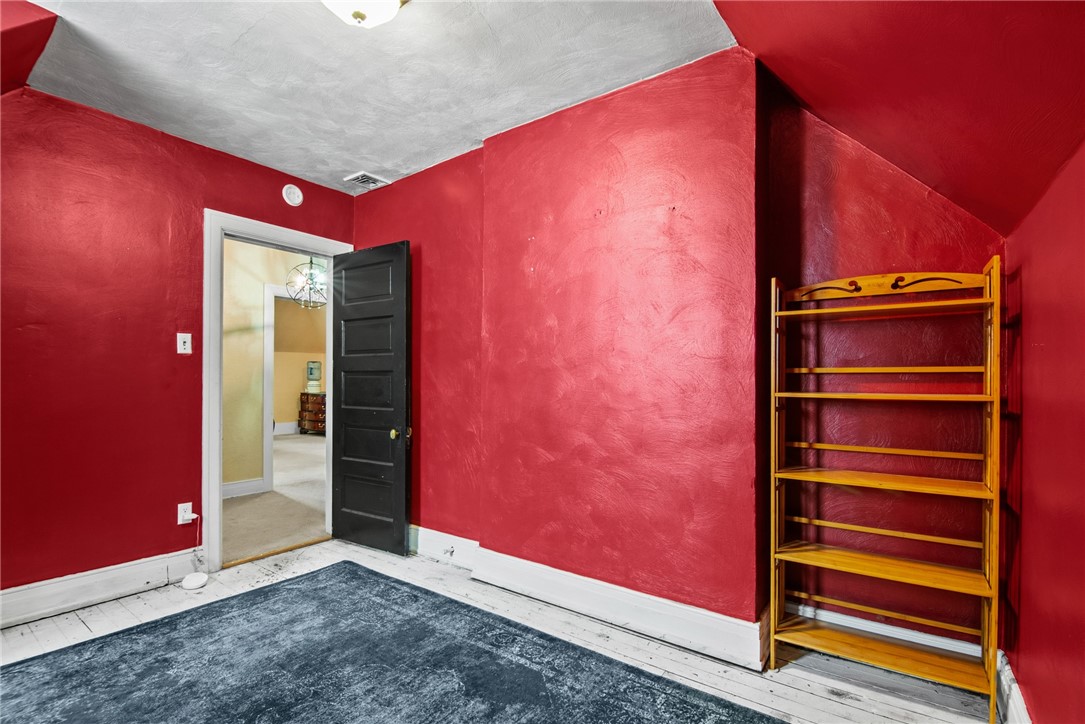 414 Whitney Ave