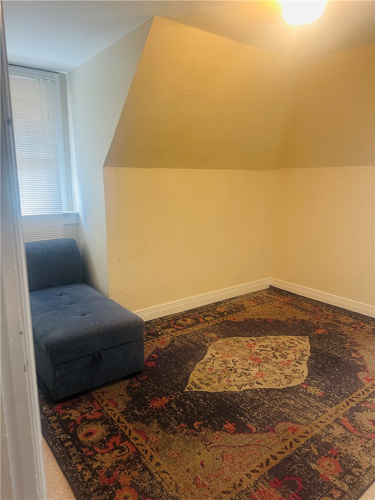 414 Whitney Ave