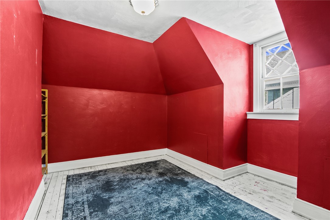414 Whitney Ave