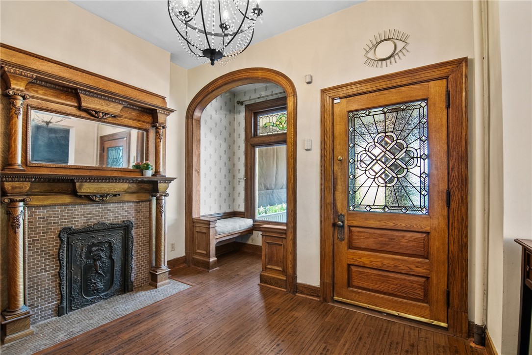 414 Whitney Ave
