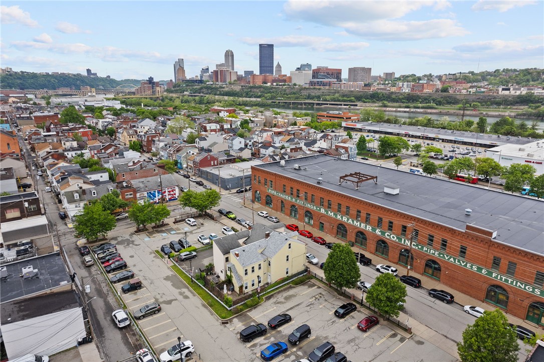 2016 Sidney St