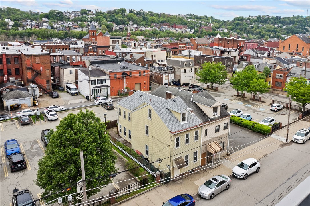 2016 Sidney St