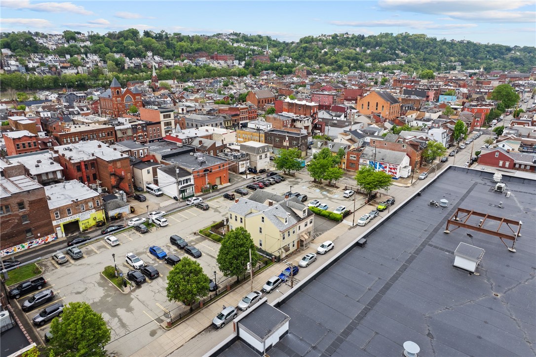 2016 Sidney St