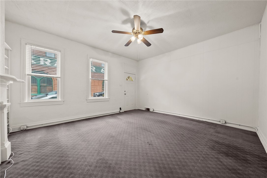 2016 Sidney St