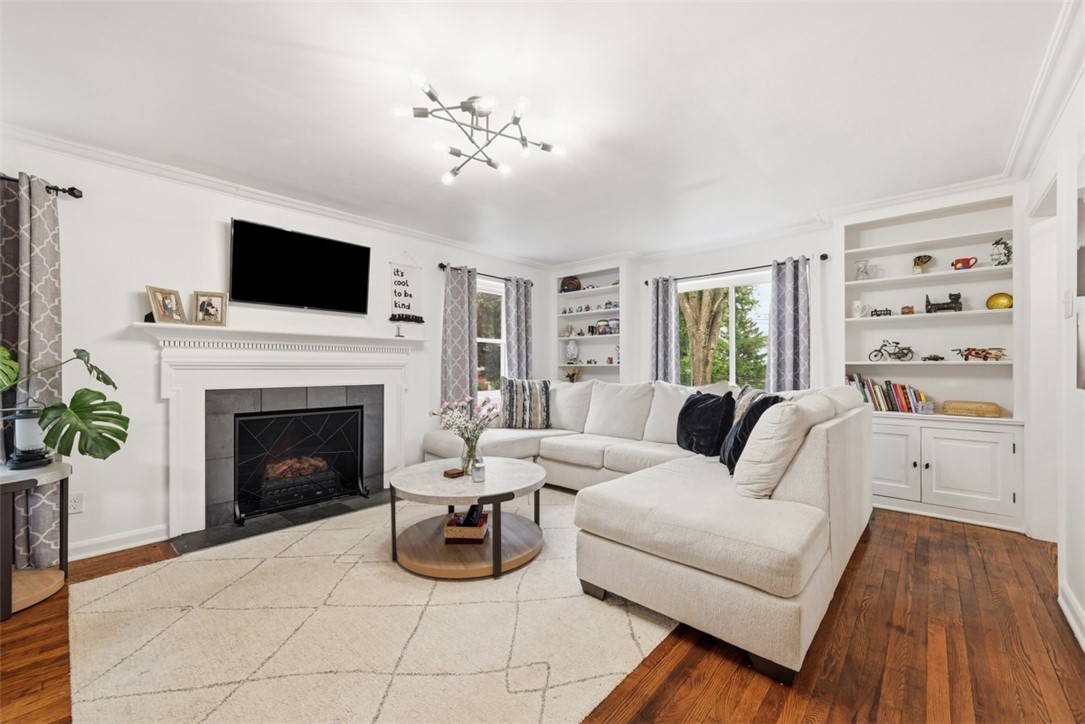 315 Woodside Rd