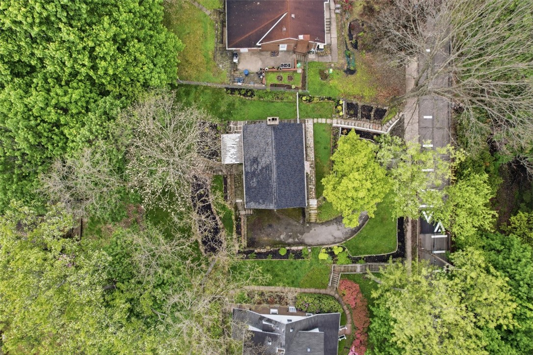 315 Woodside Rd