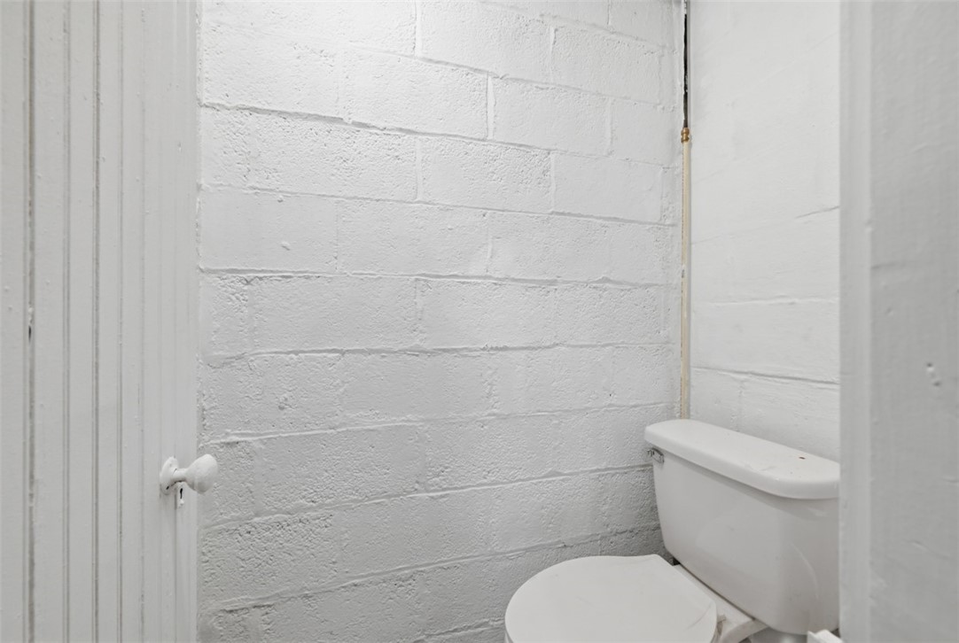 315 Woodside Rd
