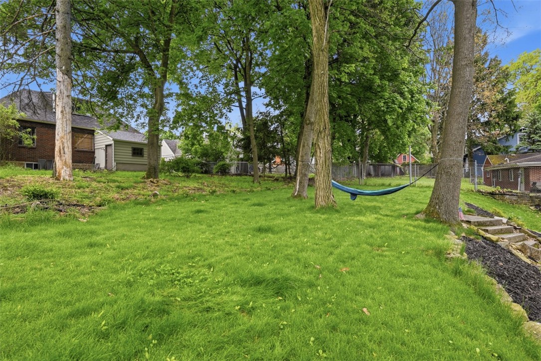 315 Woodside Rd
