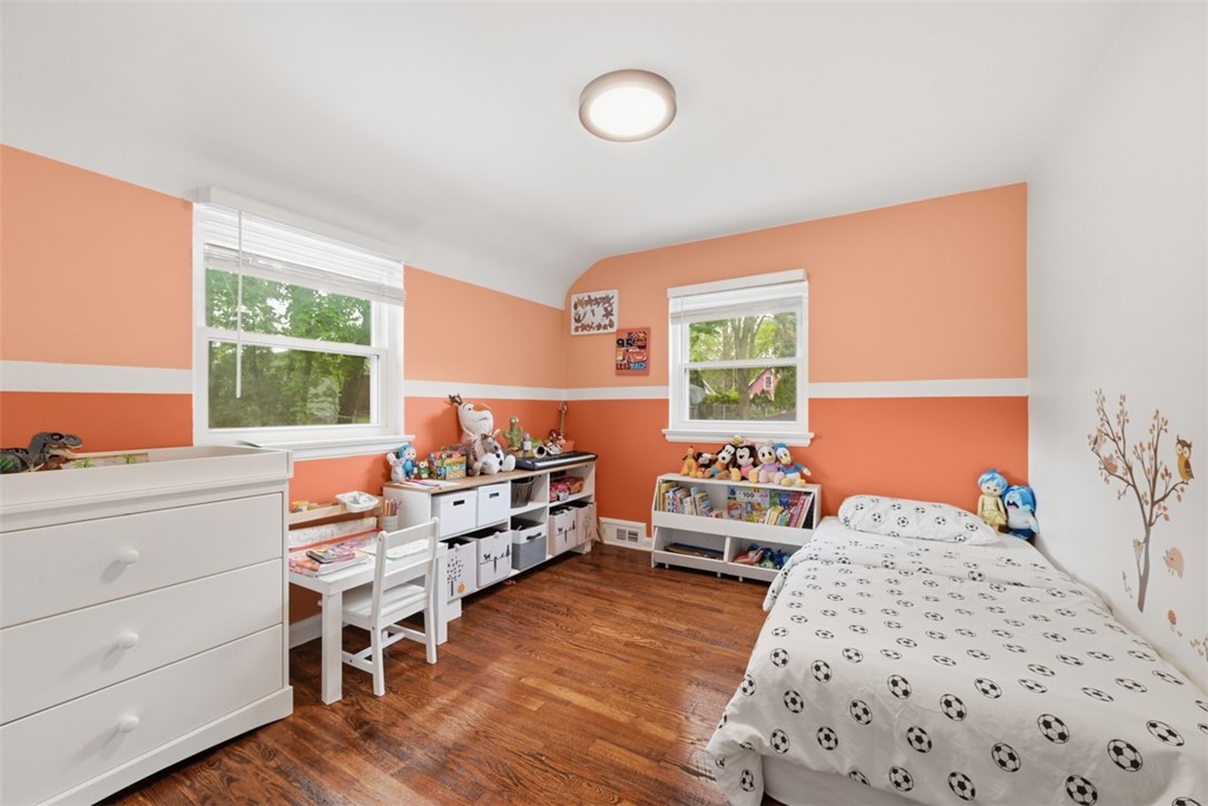 315 Woodside Rd