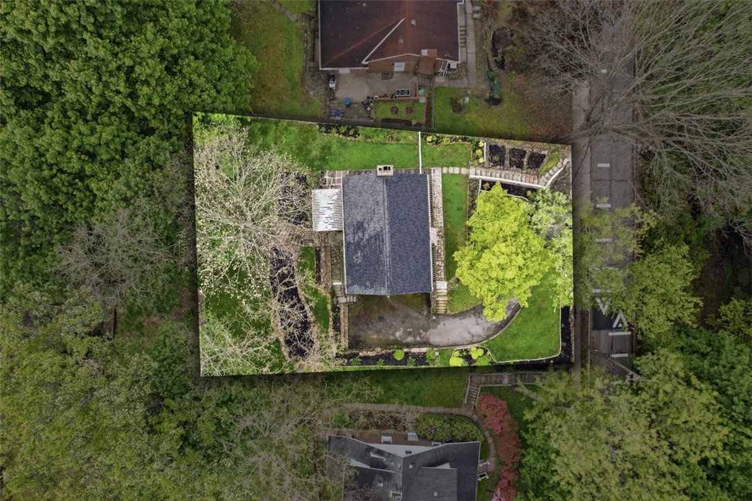 315 Woodside Rd