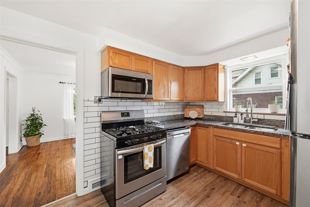 315 Woodside Rd