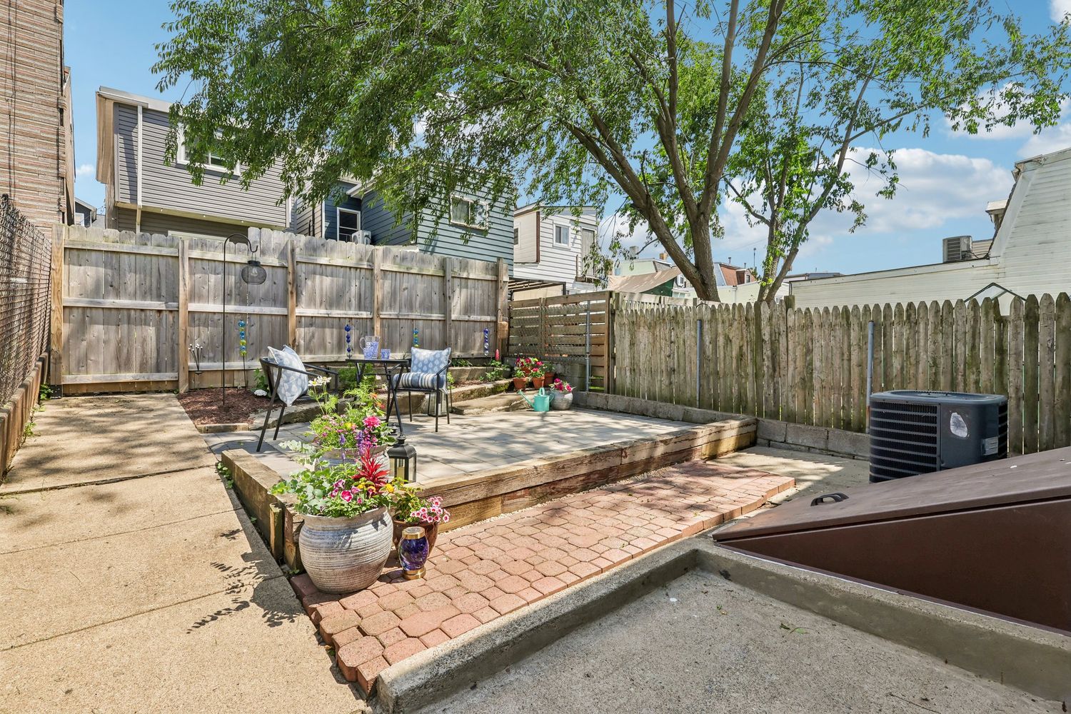 424 Orwell WAY
