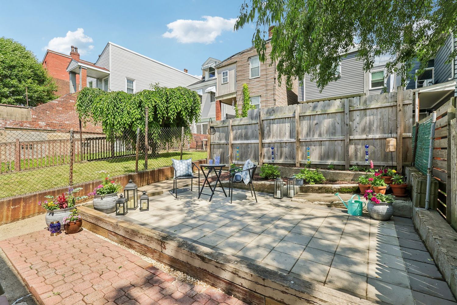 424 Orwell WAY