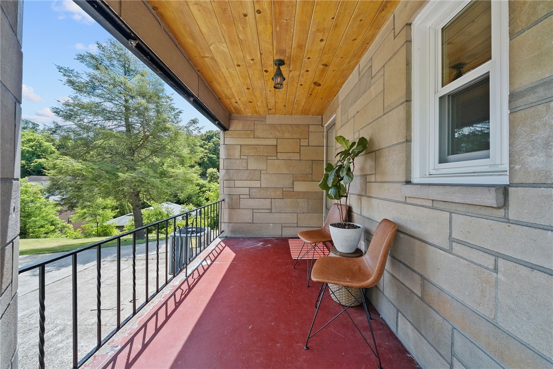 55 Lawrence St
