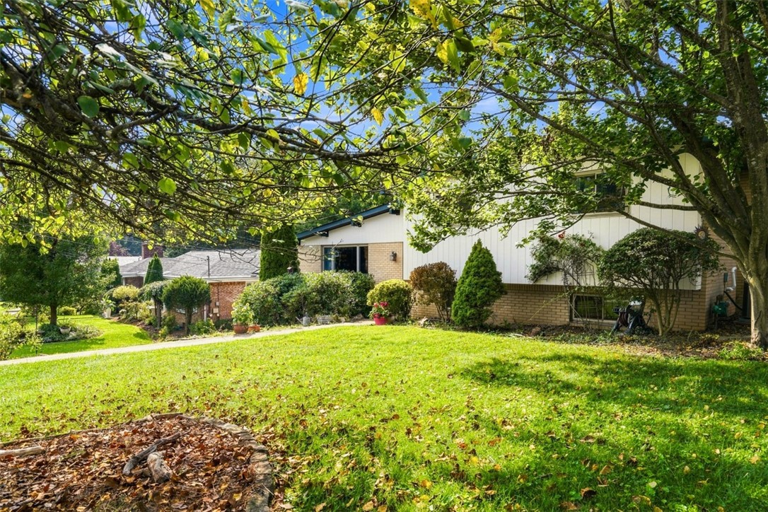 1320 Knollwood Dr