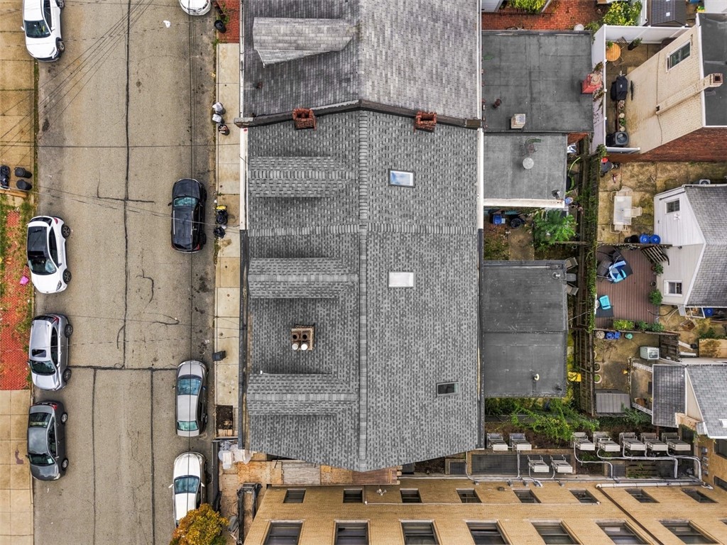 2120 Sidney St