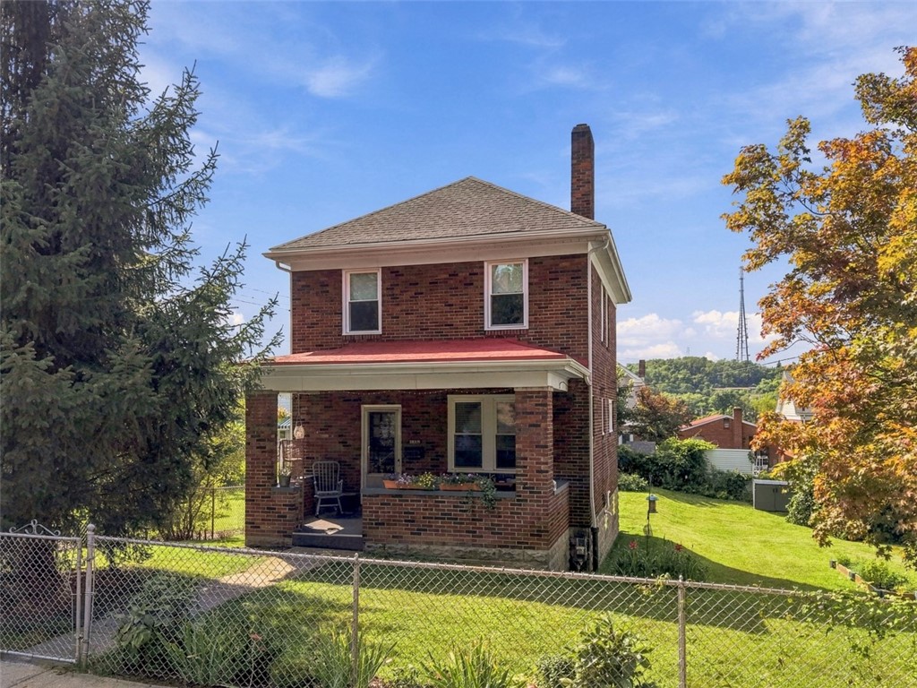 1332 Rutherford Ave
