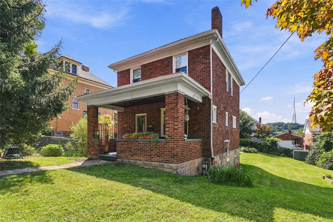 1332 Rutherford Ave