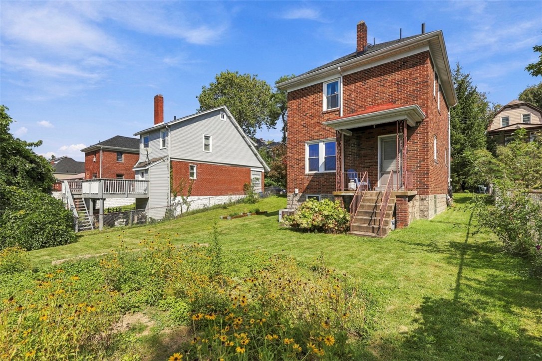1332 Rutherford Ave