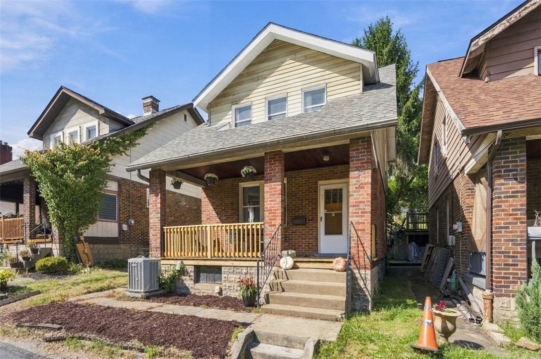 37 Bateman St