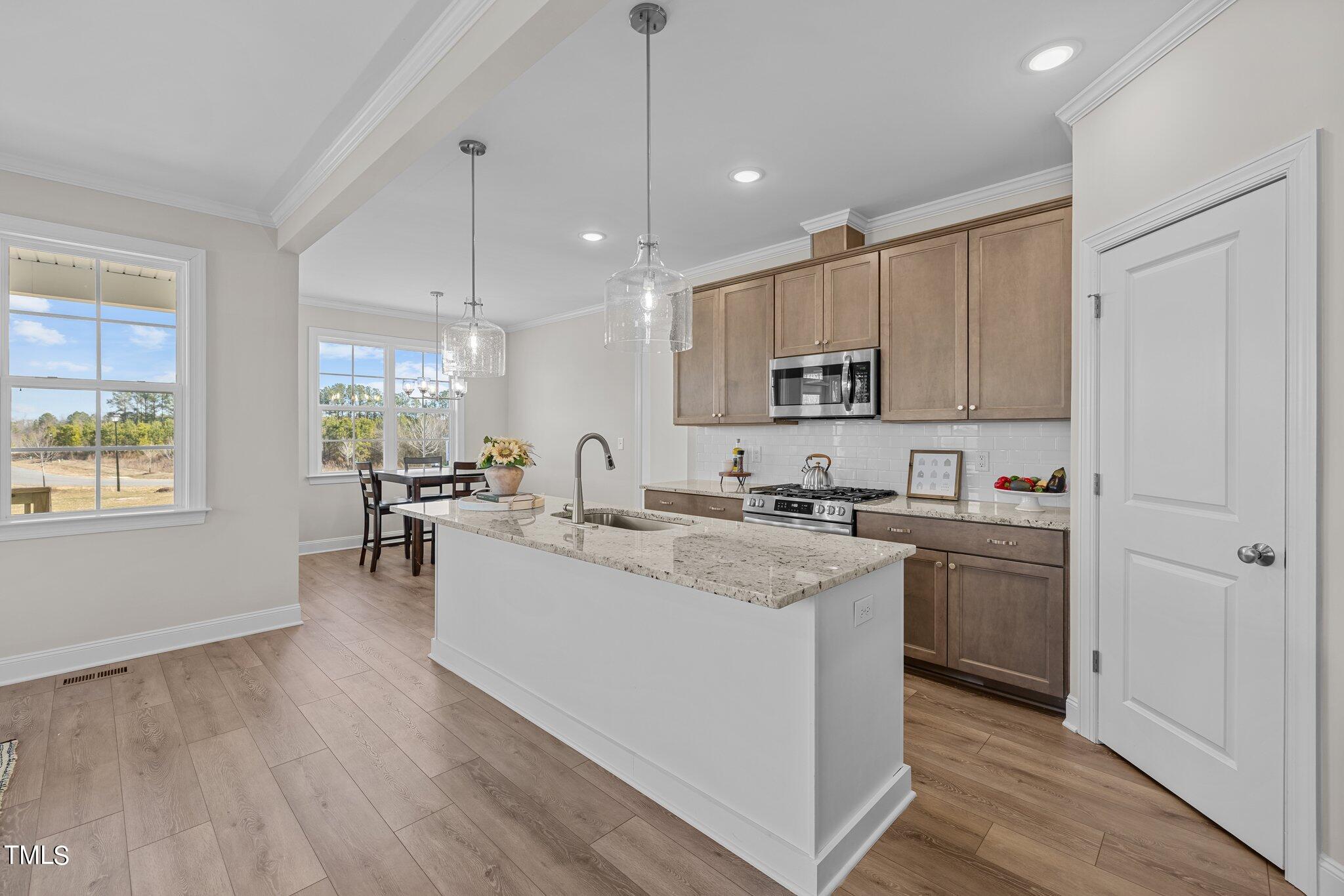 100 Diamond Creek Drive