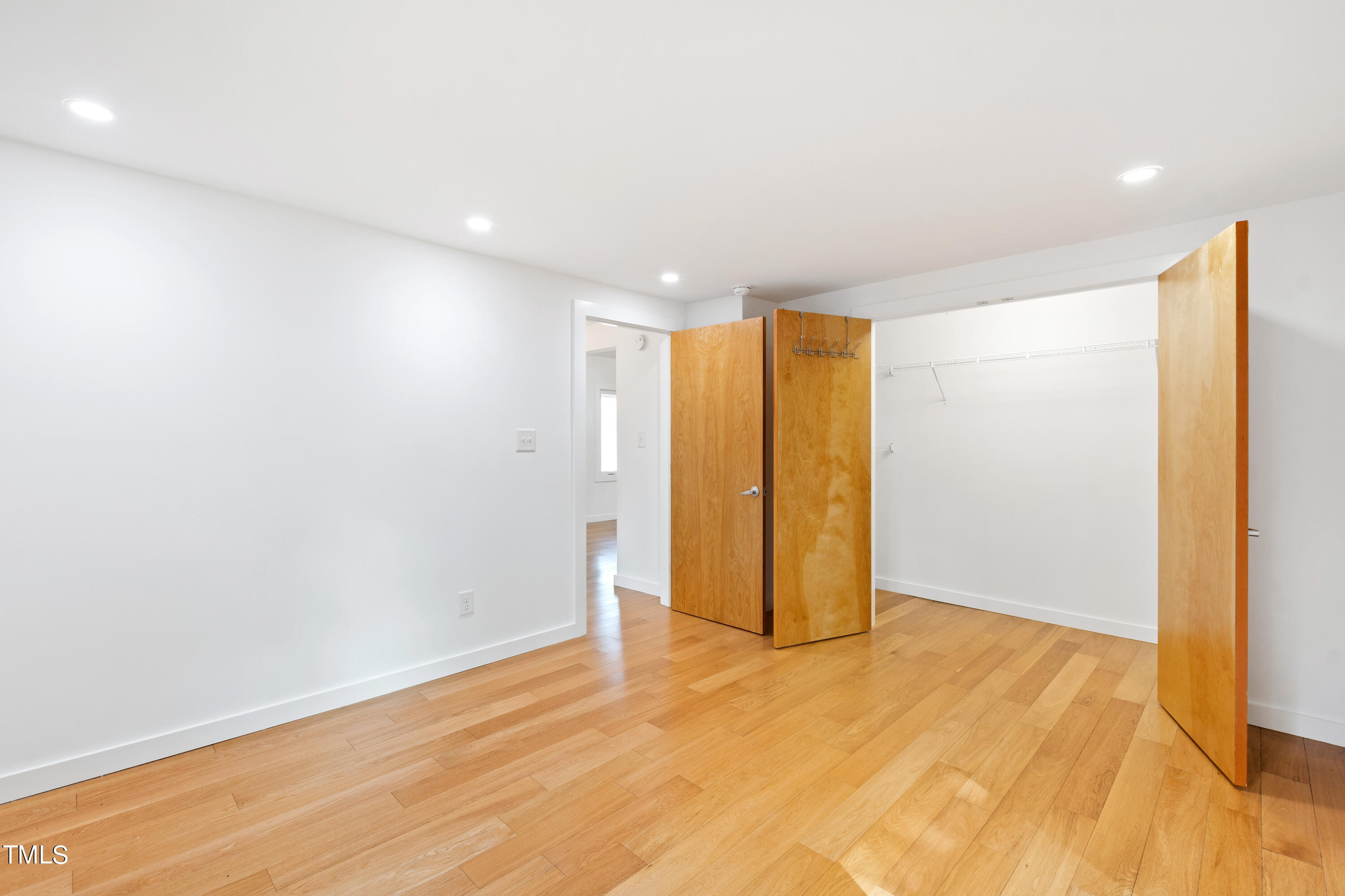 503 Whitehead Road