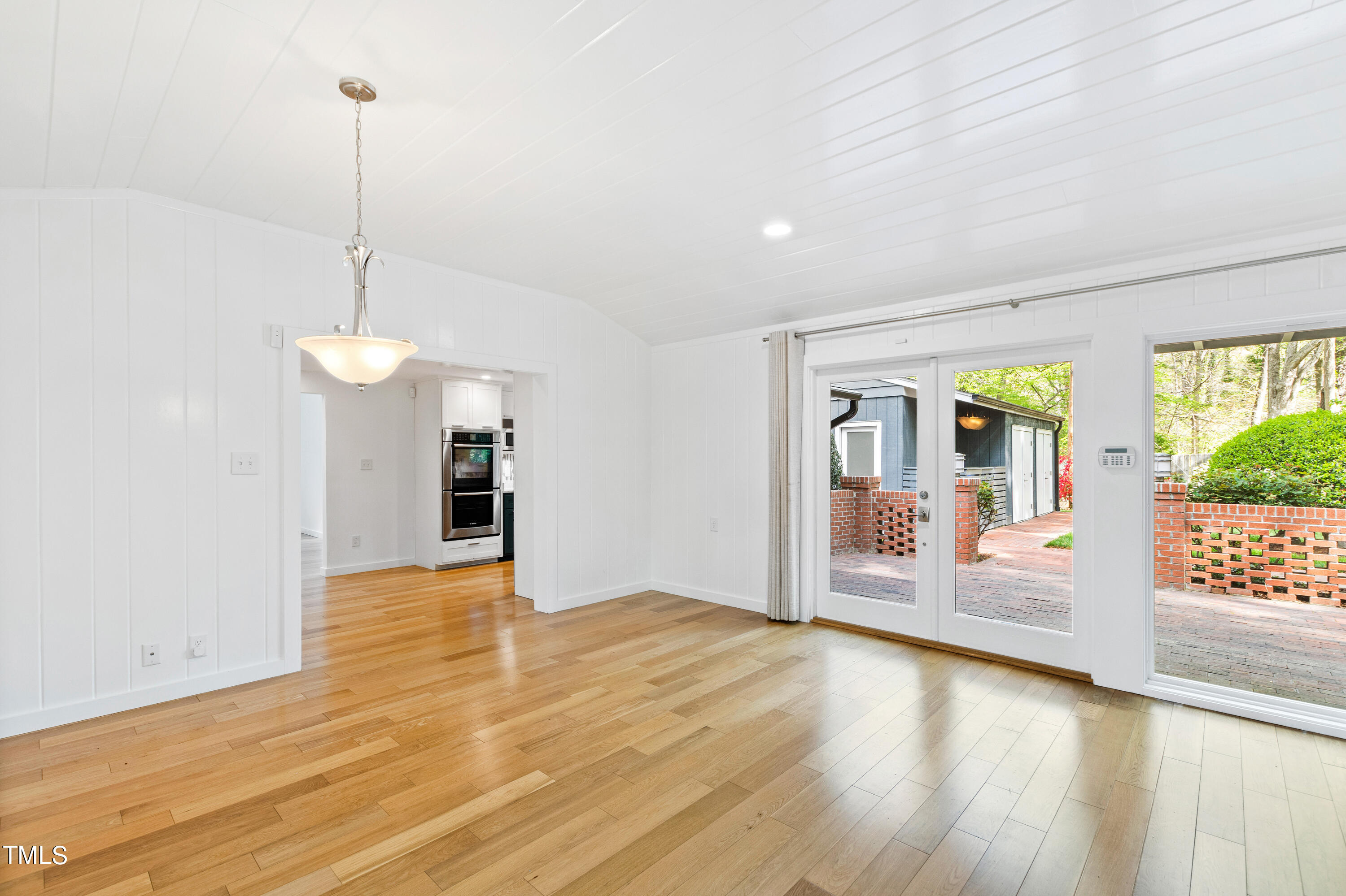 503 Whitehead Road