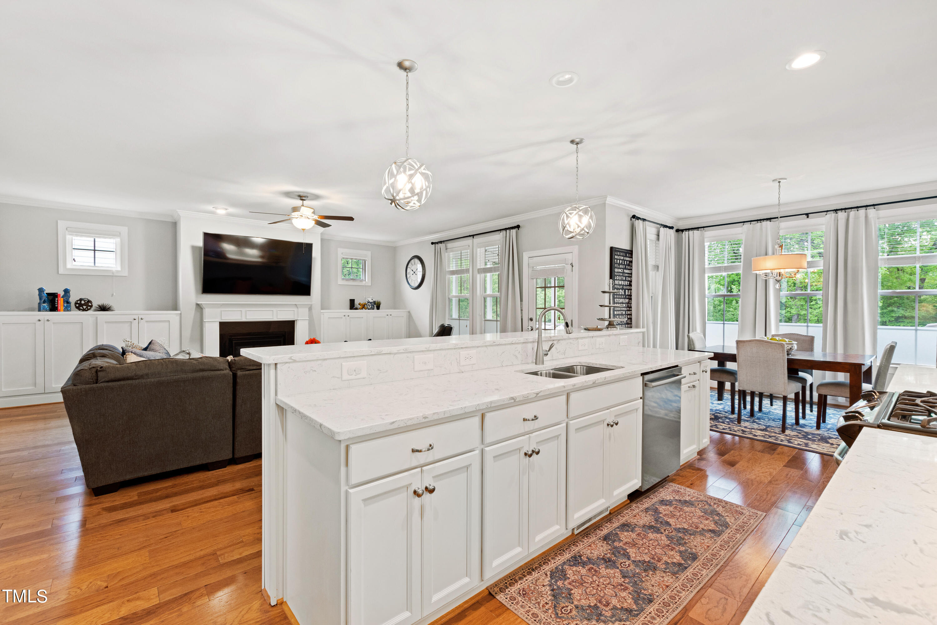 2717 Cutleaf Drive