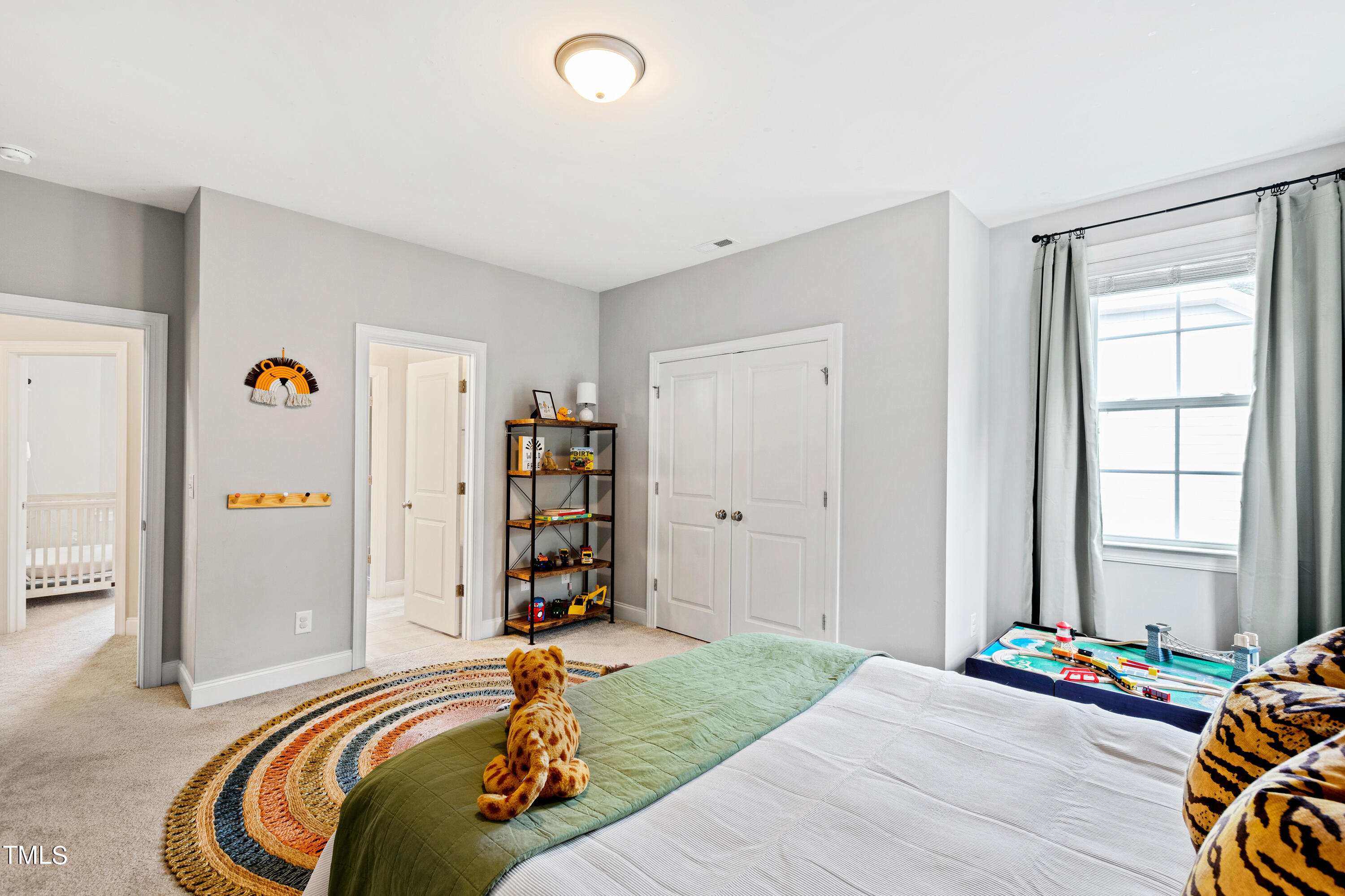 2717 Cutleaf Drive